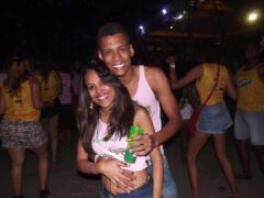 Oktober 10 Anos